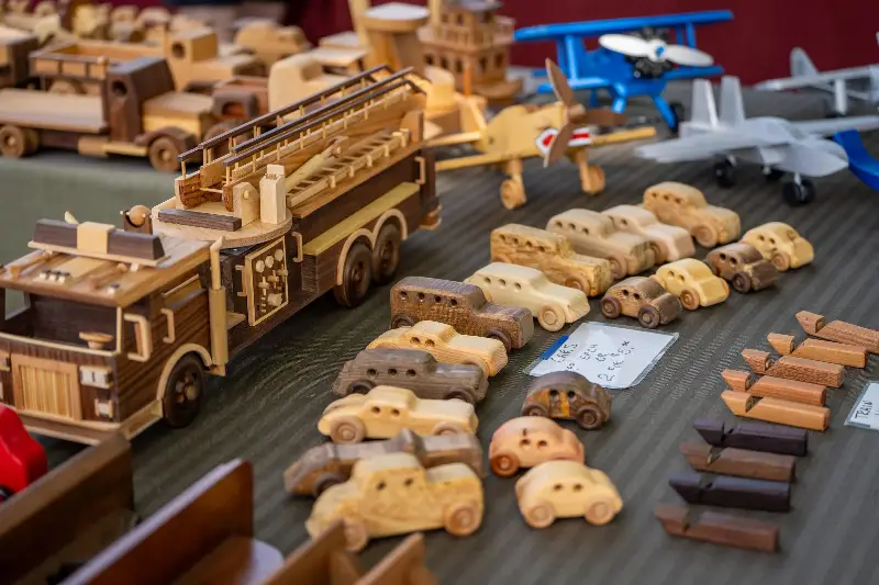 10 Best Wooden Toy Manufacturers USA: Safe & Eco-Friendly