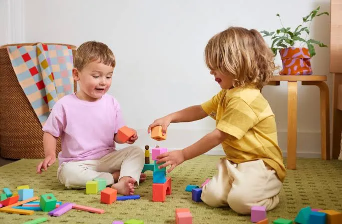 Custom building blocks — LeelineToys factory