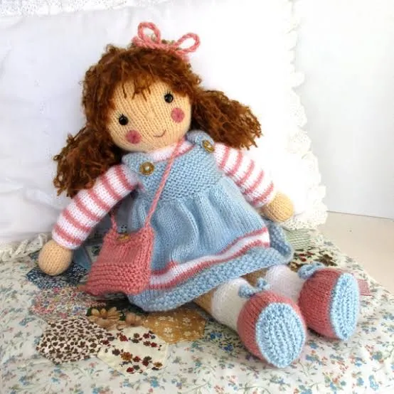 Knit Dolls & Amigurumi — custom knitting toys manufacturing by LeelineToys