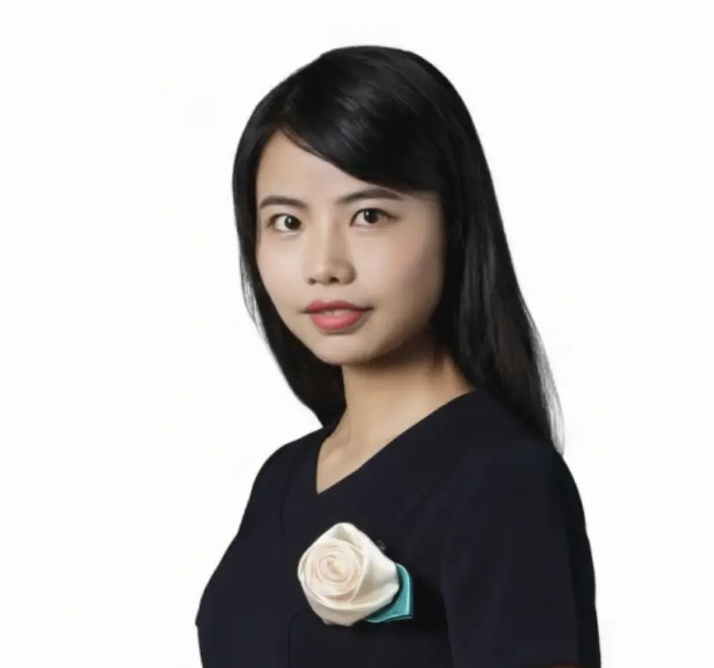 Andie — Senior Business Consultant at LeelineToys