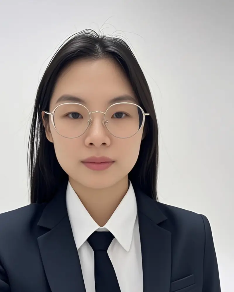 Winnie — Senior Business Consultant at LeelineToys